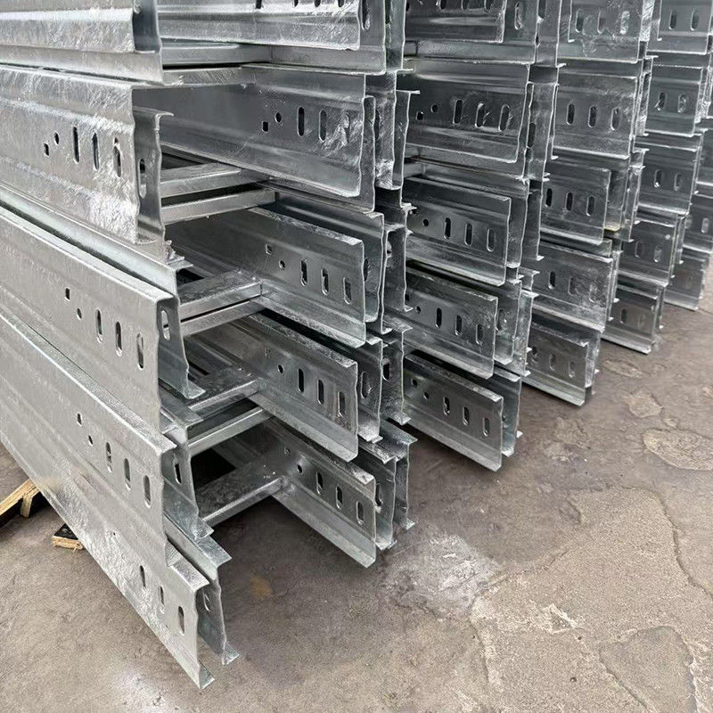 Hot Dip gegalvaniseerd trough kabelbak voor kabelleiding waterdicht buiten elektrisch wandmontage